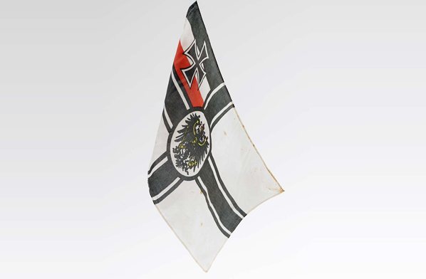 militaria-ankaufen_fahnen.jpg